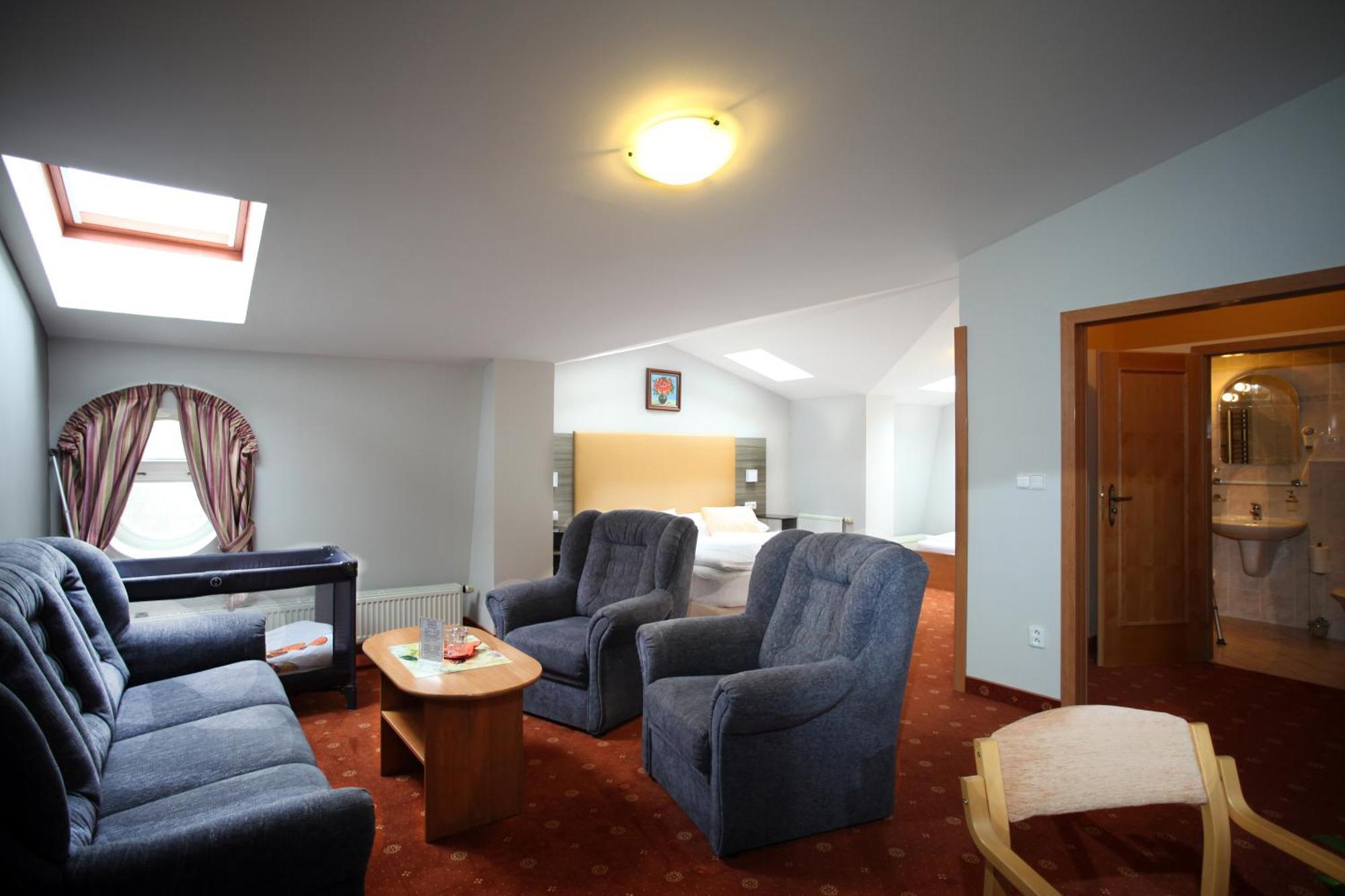 Hotel Paris Marianske Lazne Ngoại thất bức ảnh
